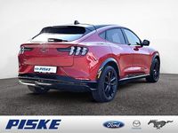 Gebraucht Ford Mustang Mach-E Standard Range 197 kW (269 PS) 2022 Lucid rot SUV
