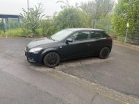 Usado Kia Ceed 125 HP (91 kW) 2012 Preto Citadino