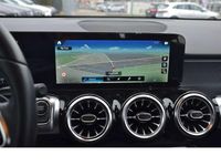 Gebraucht Mercedes EQB300 Advanced 167 kW (228 PS) 2024 Kosmosschwarzmetallic SUV