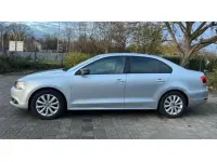 Gebraucht VW Jetta 105 PS (77 kW) 2012 Silber Limousine