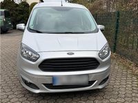 Gebraucht Ford Tourneo Courier 101 PS (74 kW) 2018 Silber Van / Kleinbus