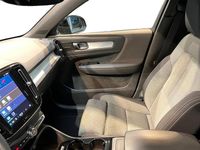 Gebraucht Volvo XC40 Plus 197 PS (144 kW) 2023 Onyx black / metallic SUV