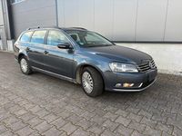 Gebraucht VW Passat 140 PS (102 kW) 2011 Grau Kombi