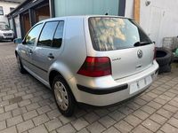Gebraucht VW Golf IV 102 PS (75 kW) 2001 Silber Limousine