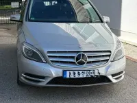 Second-hand Mercedes B200 156 CP (114 kW) 2012 Argintiu Monovolum