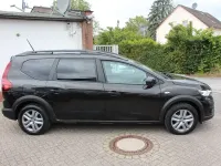 Gebraucht Dacia Jogger Expression 101 PS (74 kW) 2023 Schwarz Van / Kleinbus