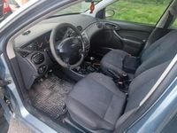 Second-hand Ford Focus 101 CP (74 kW) 2003 Albastru Break