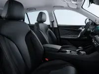 Neu MG HS Luxury 224 PS (164 kW) 2026 Silber SUV