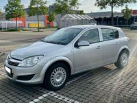 Gebraucht Opel Astra 115 PS (84 kW) 2009 Kleinwagen