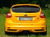 Gebraucht Ford Focus Sport 250 PS (183 kW) 2013 Gelb metallic Limousine