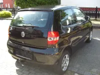 Gebraucht VW Fox Basis 54 PS (39 kW) 2005 Schwarz Kleinwagen