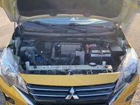 Gebraucht Mitsubishi Space Star Basis 71 PS (52 kW) 2020 Gelb Kleinwagen