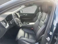 Gebraucht Volvo V60 Plus 349 PS (256 kW) 2025 Denim blue Kombi