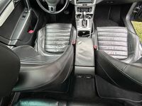 Gebraucht VW Passat 170 PS (125 kW) 2011 Blau Kombi