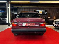 Gebraucht Mercedes E230 132 PS (97 kW) 1992 Rot Limousine