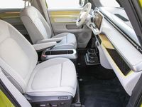 Gebraucht VW ID. Buzz Pro 150 kW (204 PS) 2024 Gelb Van / Kleinbus