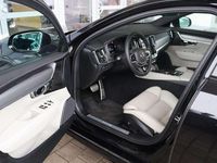Gebraucht Volvo V90 R-Design 392 PS (288 kW) 2021 Onyx black / metallic Kombi