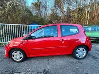Gebraucht Renault Twingo 75 PS (55 kW) 2011 Rot Kleinwagen
