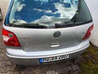 Gebraucht VW Polo Basis 75 PS (55 kW) 2004 Silber Kleinwagen