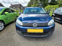 Gebraucht VW Golf VI Comfortline 105 PS (77 kW) 2010 Shadow blue metallic Kleinwagen
