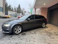 Gebraucht Audi A4 S-Line 190 PS (139 kW) 2018 Grau Kombi