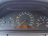 Gebraucht Mercedes E240 Avantgarde 170 PS (125 kW) 1999 Silber Limousine