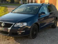 Gebraucht VW Passat 140 PS (102 kW) 2008 Blau Kombi