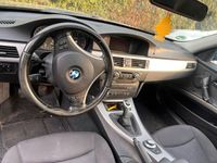 gebraucht BMW 318 D Schwarz Schalt VB