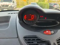 Gebraucht Renault Twingo 75 PS (55 kW) 2009 Weiß Kleinwagen