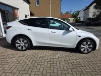Gebraucht Tesla Model Y RWD 255 kW (347 PS) 2023 Weiß SUV