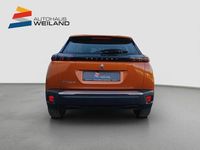Gebraucht Peugeot e-2008 Active 100 kW (136 PS) 2022 Orange SUV