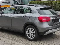 Gebraucht Mercedes GLA220 170 PS (125 kW) 2014 Grau SUV