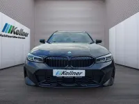 Gebraucht BMW 320 M Sport 190 PS (139 kW) 2024 Saphirschwarz Kombi