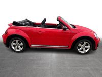 Gebraucht VW Beetle Cabriolet R-line 150 PS (110 kW) 2018 Tornadorot/textilverdeck schwa Cabrio
