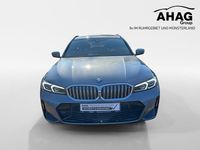 Gebraucht BMW 330e Performance 292 PS (214 kW) 2025 Grau Kombi