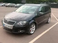 Gebraucht VW Touran 140 PS (102 kW) 2010 Schwarz Van / Kleinbus