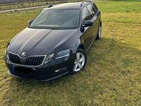Gebraucht Skoda Octavia Ambition 116 PS (85 kW) 2018 Schwarz Kombi