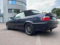 Gebraucht BMW 320 Cabriolet 150 PS (110 kW) 1997 Violet Cabrio