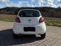 Gebraucht Ford Ka Champions Edition 69 PS (50 kW) 2012 Weiß Kleinwagen
