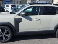 Neu Dacia Duster Journey 150 PS (110 kW) 2025 Sandstonebeige sonderfarbe SUV