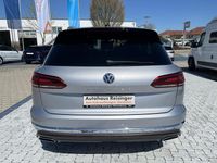 Gebraucht VW Touareg Basis 231 PS (169 kW) 2019 Silber SUV