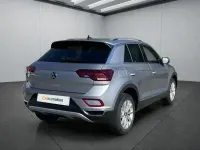Gebraucht VW T-Roc 150 PS (110 kW) 2024 Silber SUV