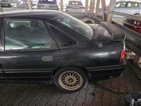 Gebraucht Opel Vectra 115 PS (84 kW) 1991 Schwarz Kleinwagen
