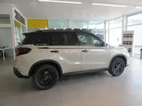 Neu Suzuki Vitara 110 PS (80 kW) 2026 Savanna / cosmic black SUV