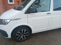 Gebraucht VW Multivan 110 PS (80 kW) 2021 Weiß Van / Kleinbus