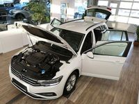 Gebraucht VW Passat Business 150 PS (110 kW) 2021 Weiß Kombi