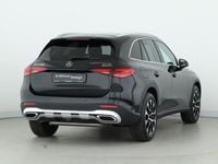 Gebraucht Mercedes GLC200 204 PS (150 kW) 2024 Metalliclack obsidianschwarz SUV