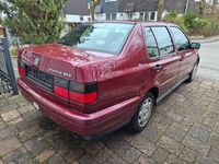 Gebraucht VW Vento 90 PS (66 kW) 1996 Rot Limousine