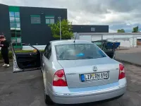 Gebraucht VW Passat 131 PS (96 kW) 2002 Grau Limousine