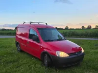 Gebraucht Opel Combo 65 PS (47 kW) 2004 Rot Van / Kleinbus